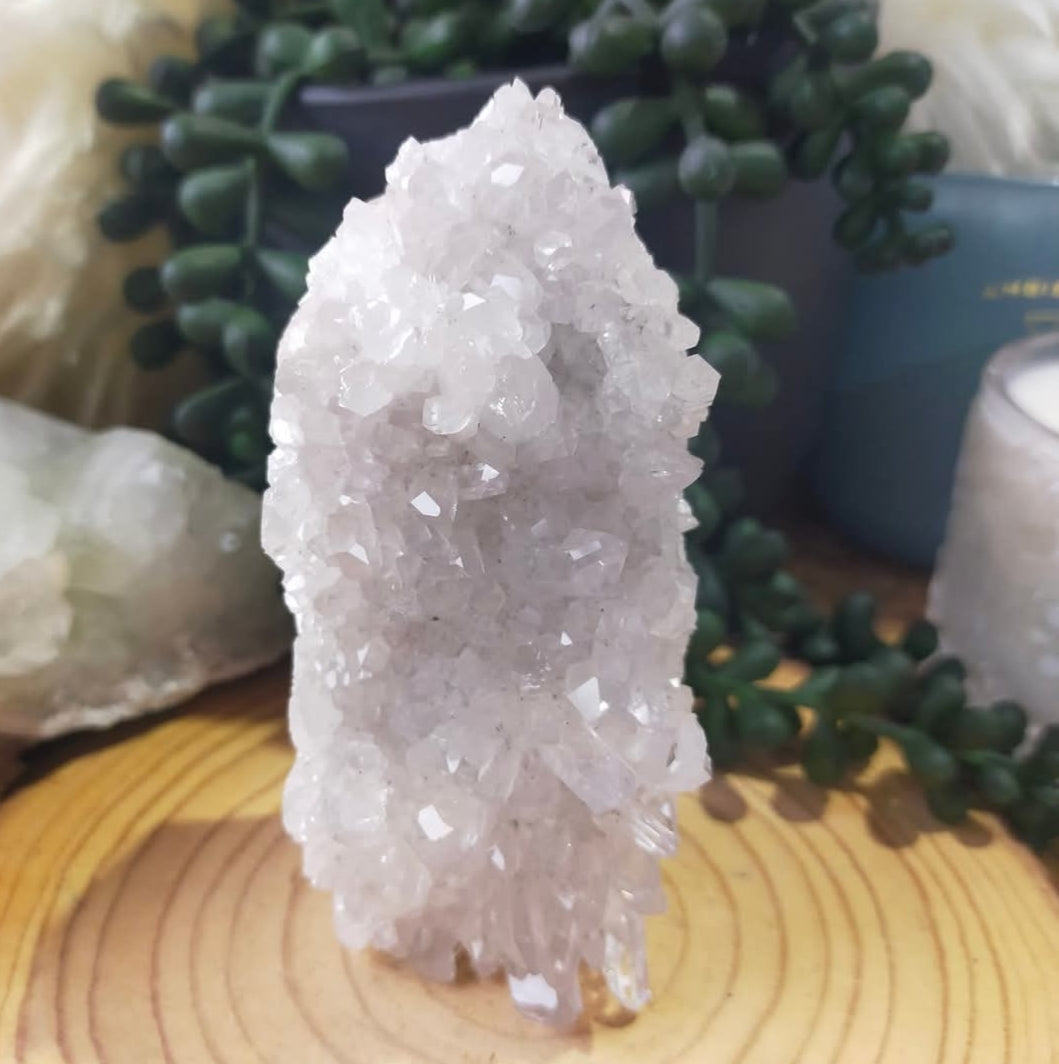 Clear Quartz Cluster Point