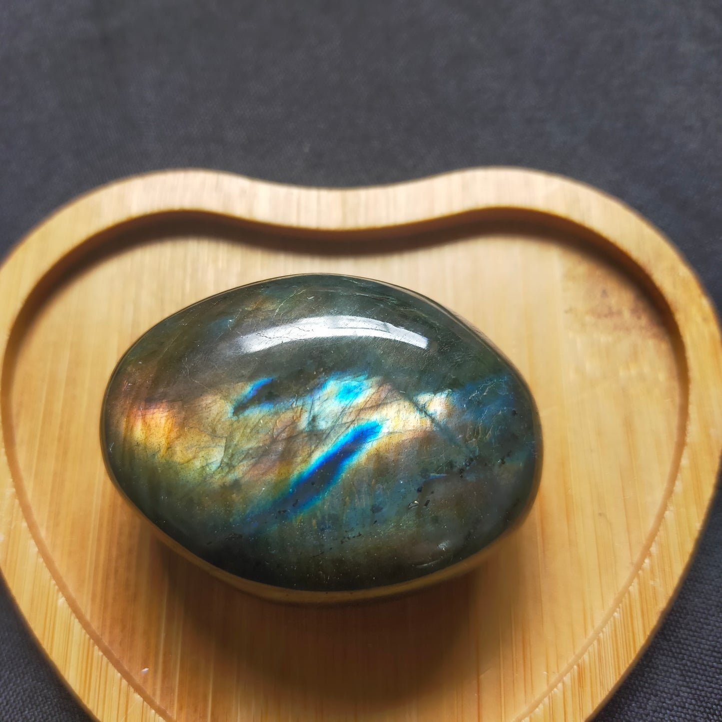 Labradorite Palmstone
