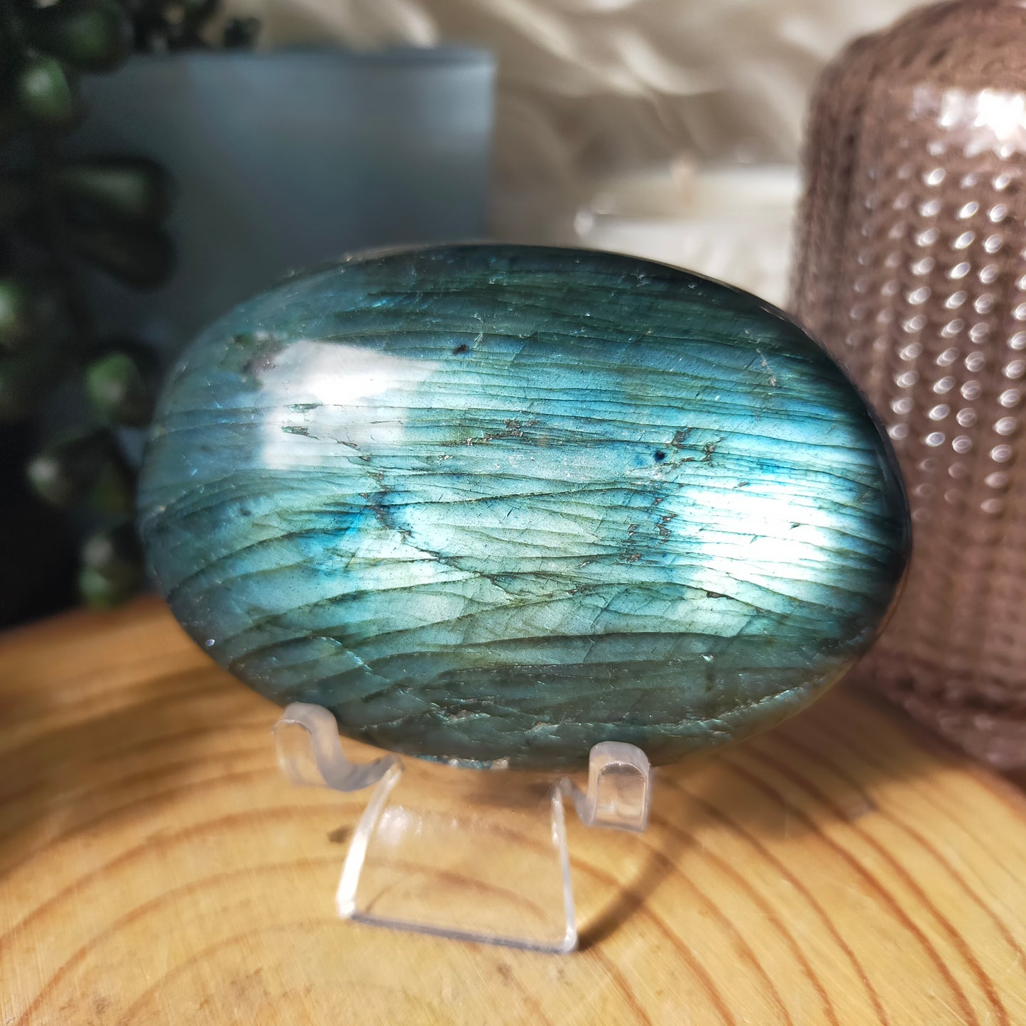 Labradorite Palmstone