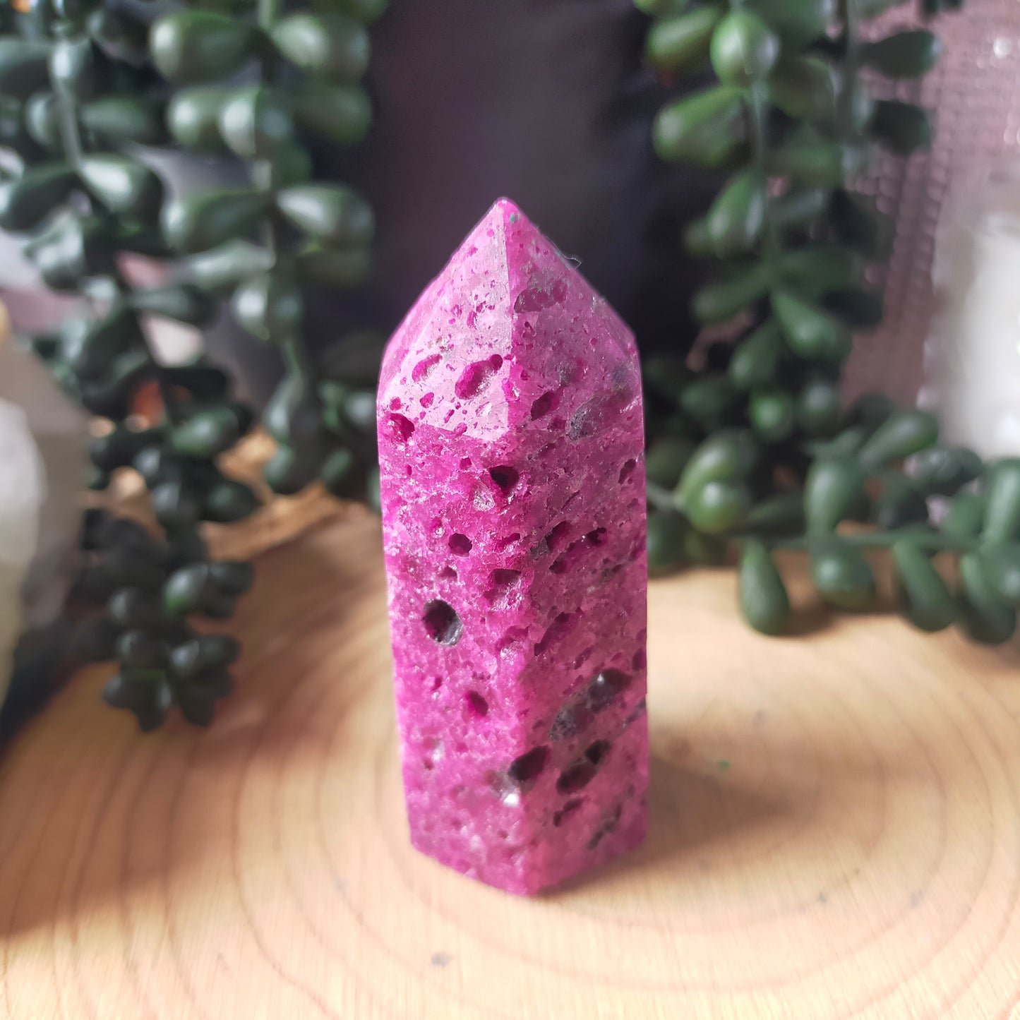 Honeycomb Ruby Point