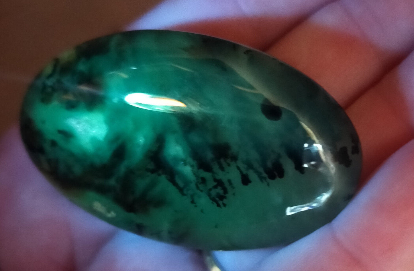 Volcano Agate Palmstone