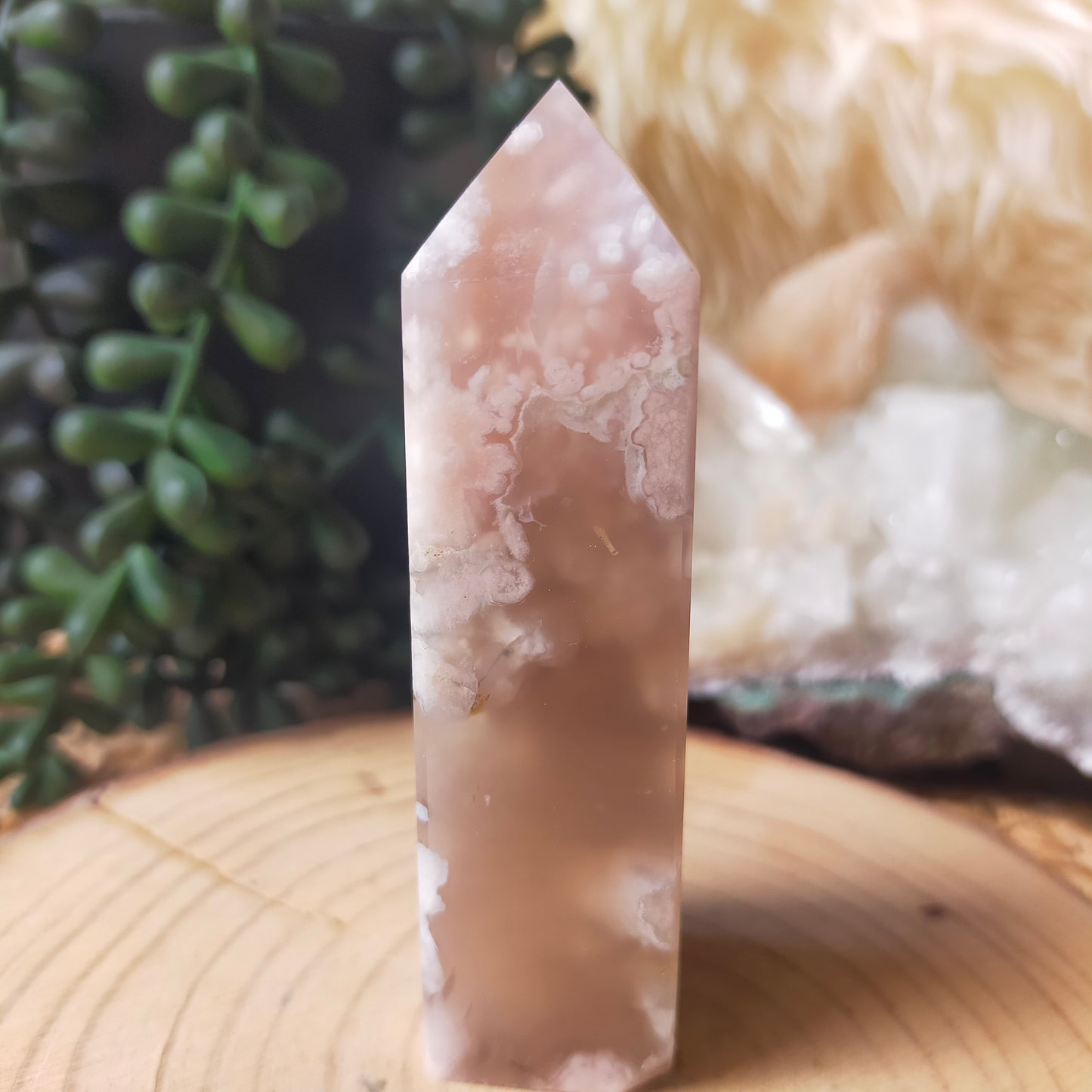 Flower Agate Point