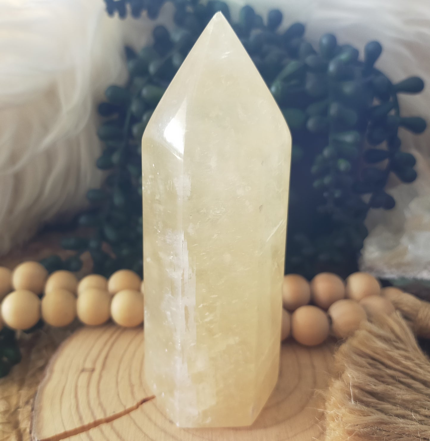 Lemon Quartz Point