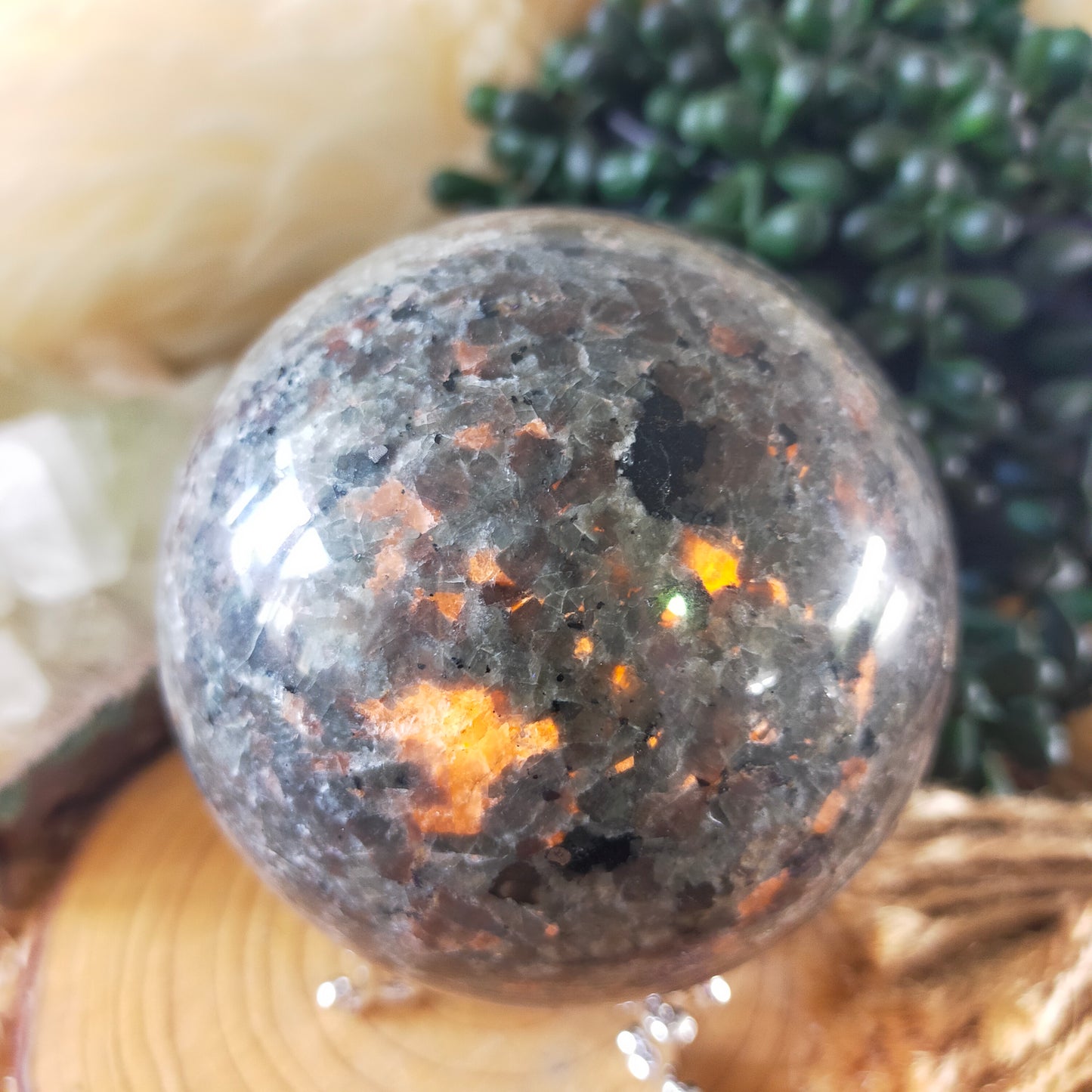 Yooperlite Sphere