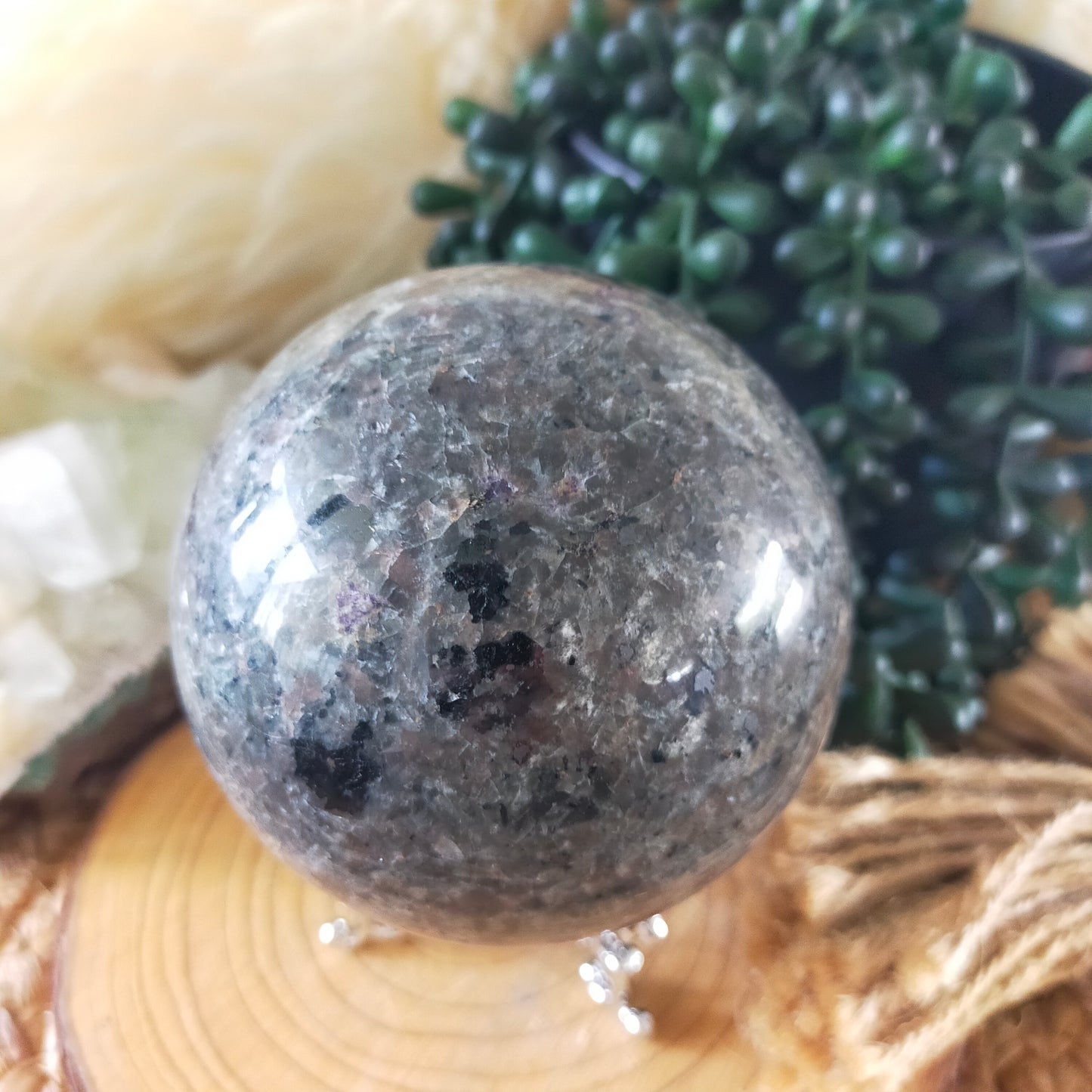 Yooperlite Sphere