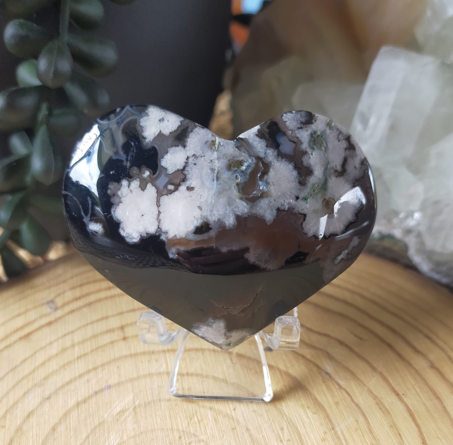 Black Flower Agate Heart