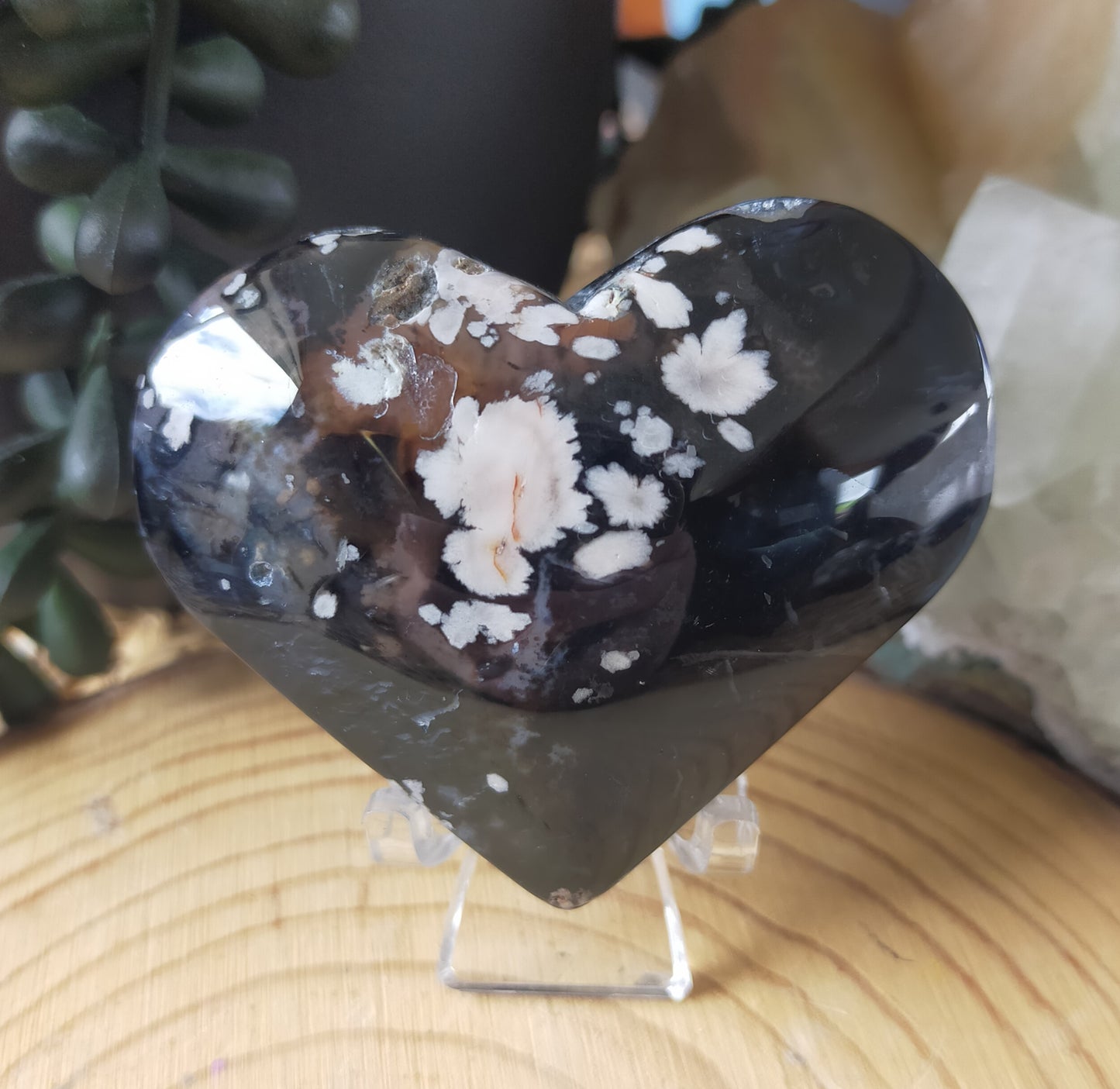 Black Flower Agate Heart