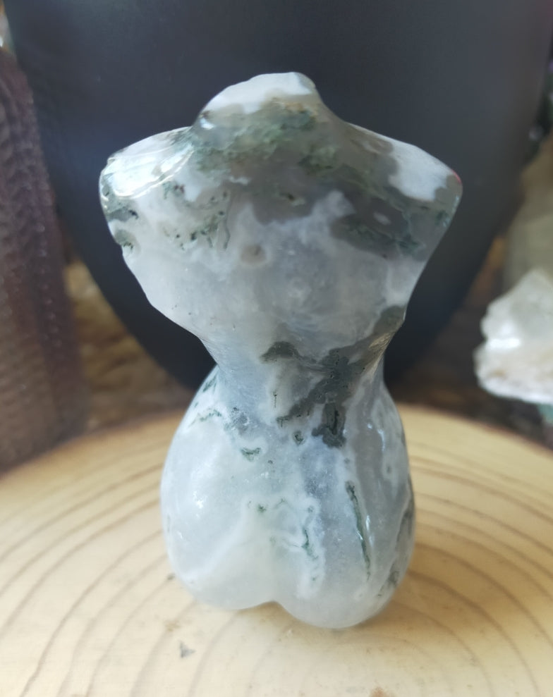 Moss Agate Woman's Body