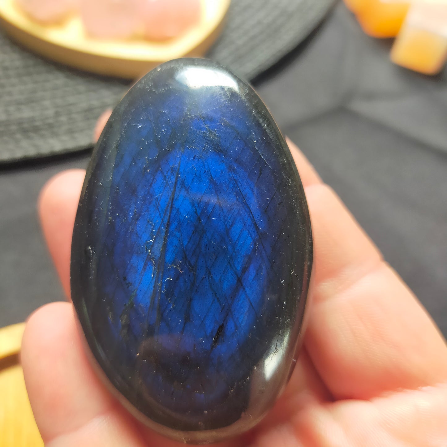 Labradorite Palmstone