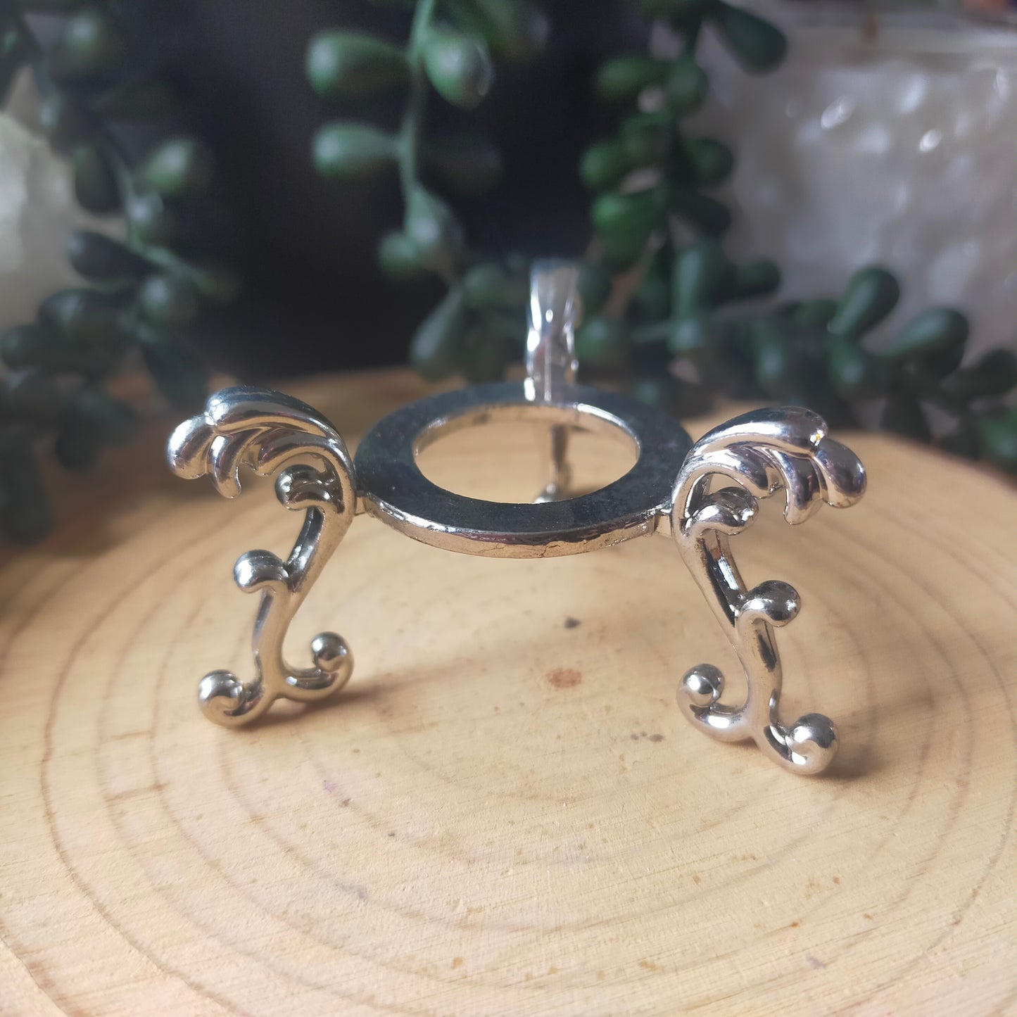 Sphere Holder
