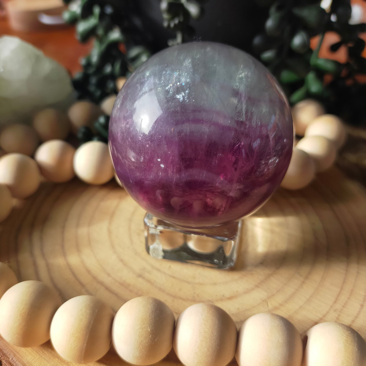 Medium Clear Sphere Stand