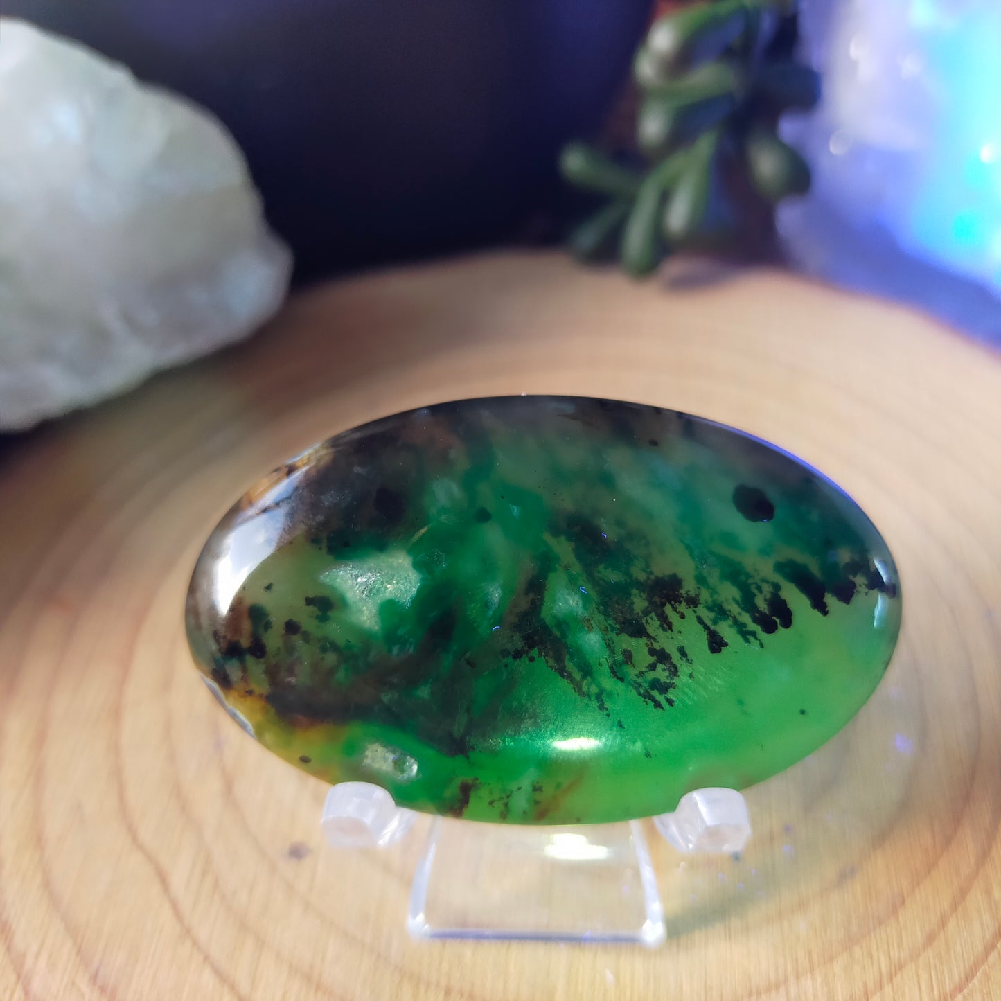 Volcano Agate Palmstone