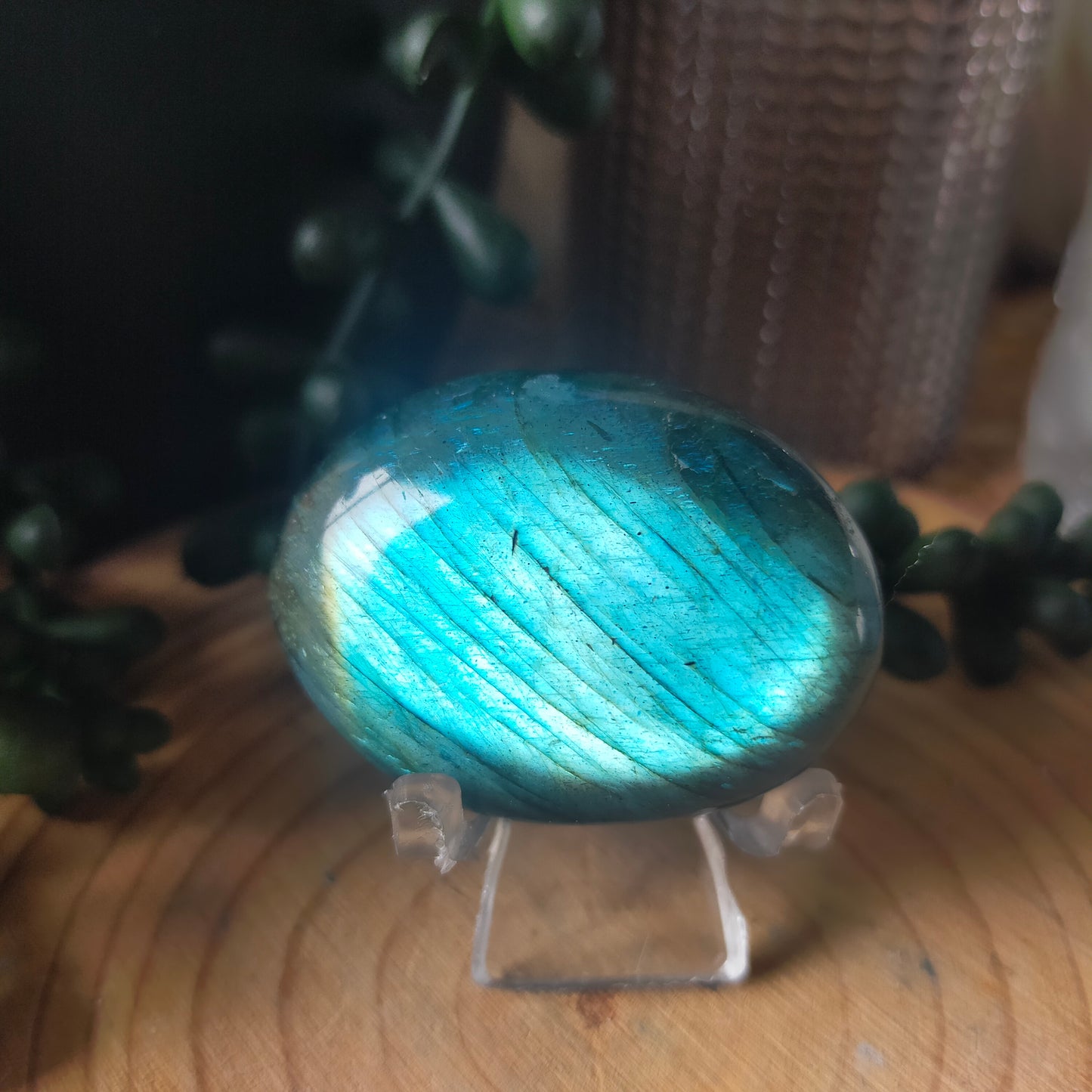 Labradorite Palmstone