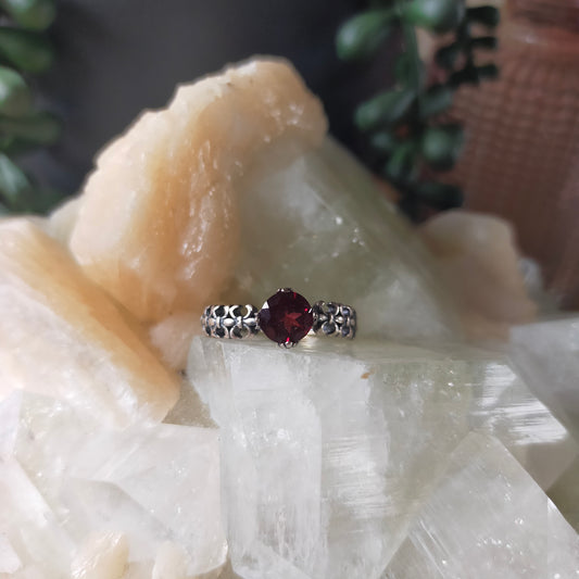 Sterling Silver Garnet Ring