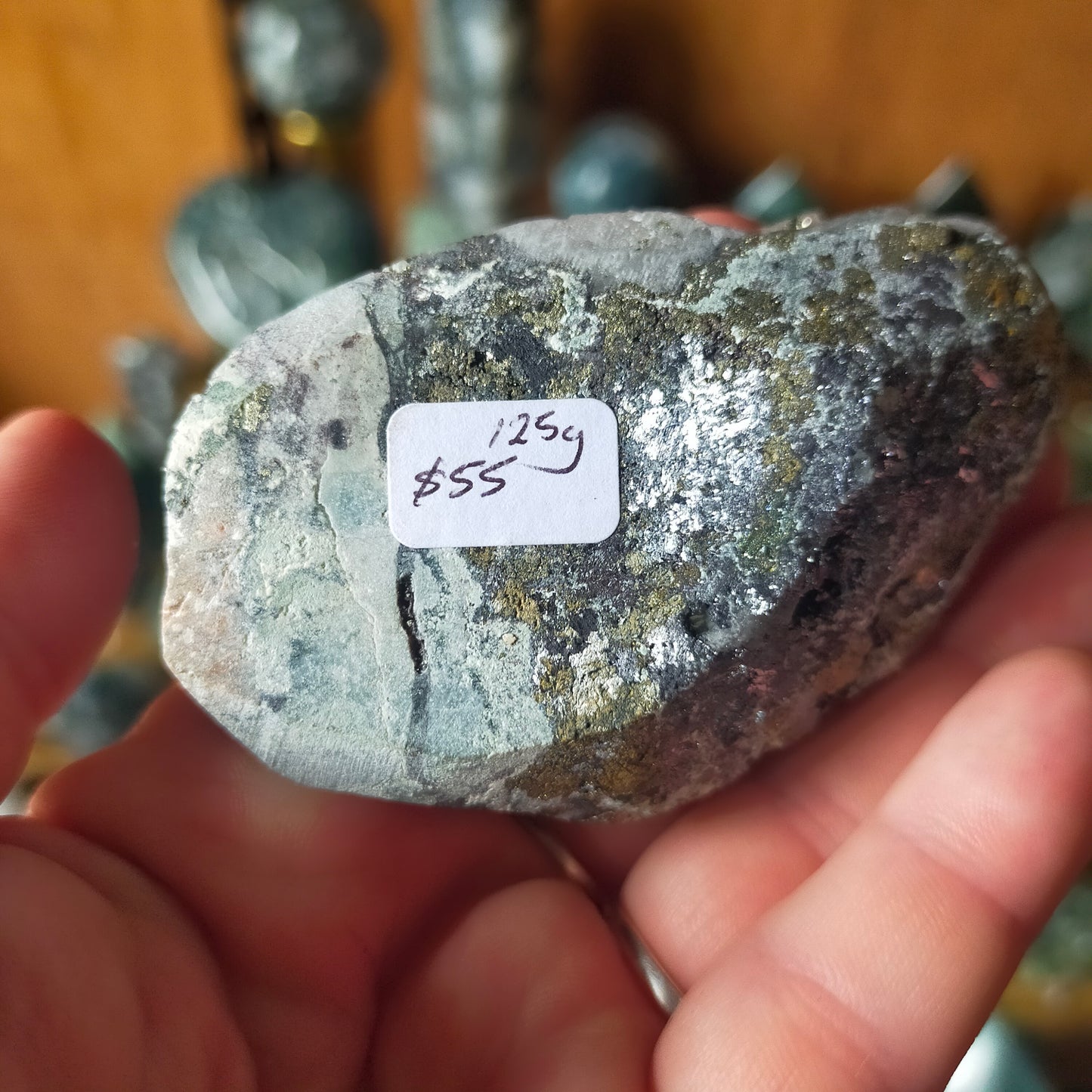 Quartz with pyrite cluster