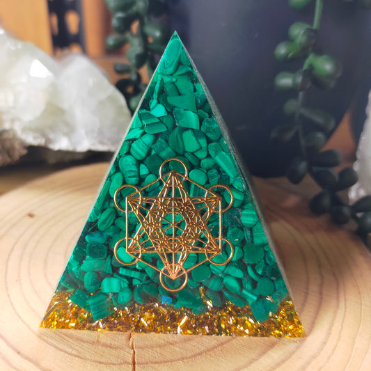 Malachite Chip Pyramid