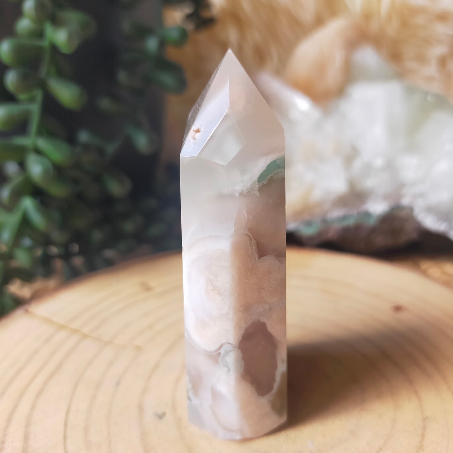 Flower Agate Point