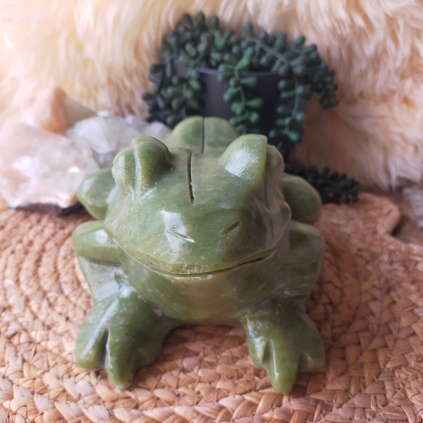 Large Green Jade Frog