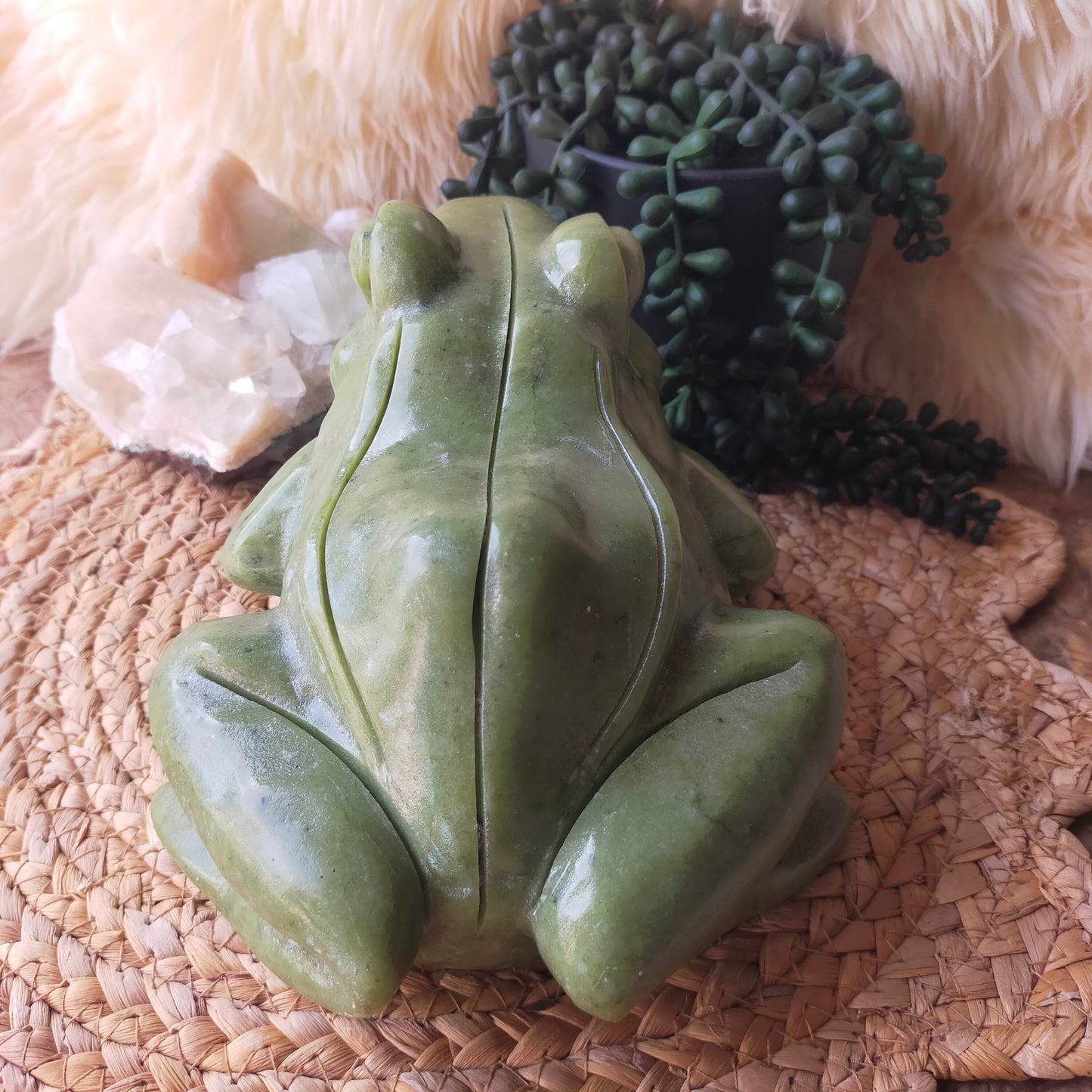 Large Green Jade Frog
