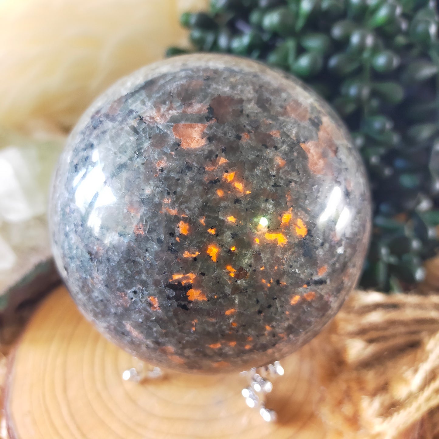 Yooperlite Sphere