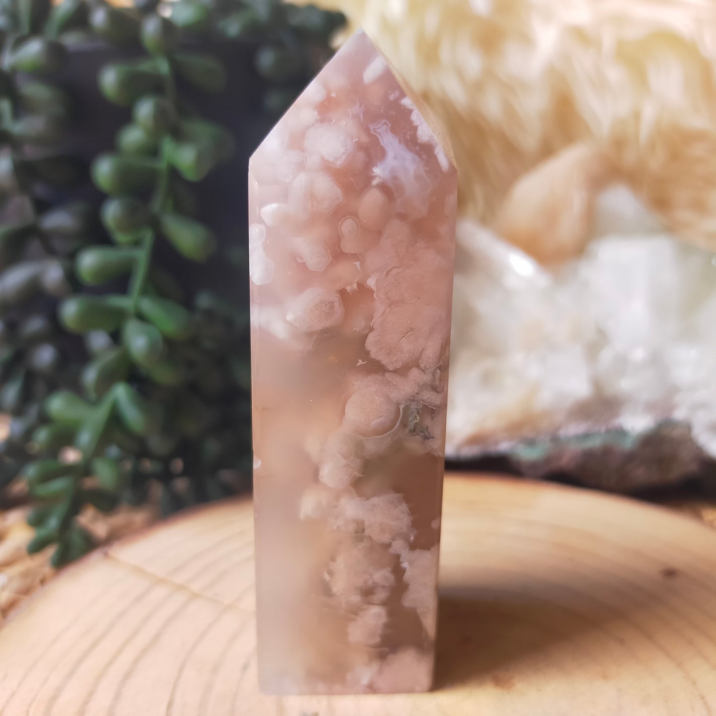 Flower Agate Point