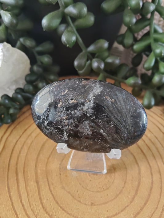 Arfvedsonite and Garnet Palmstones