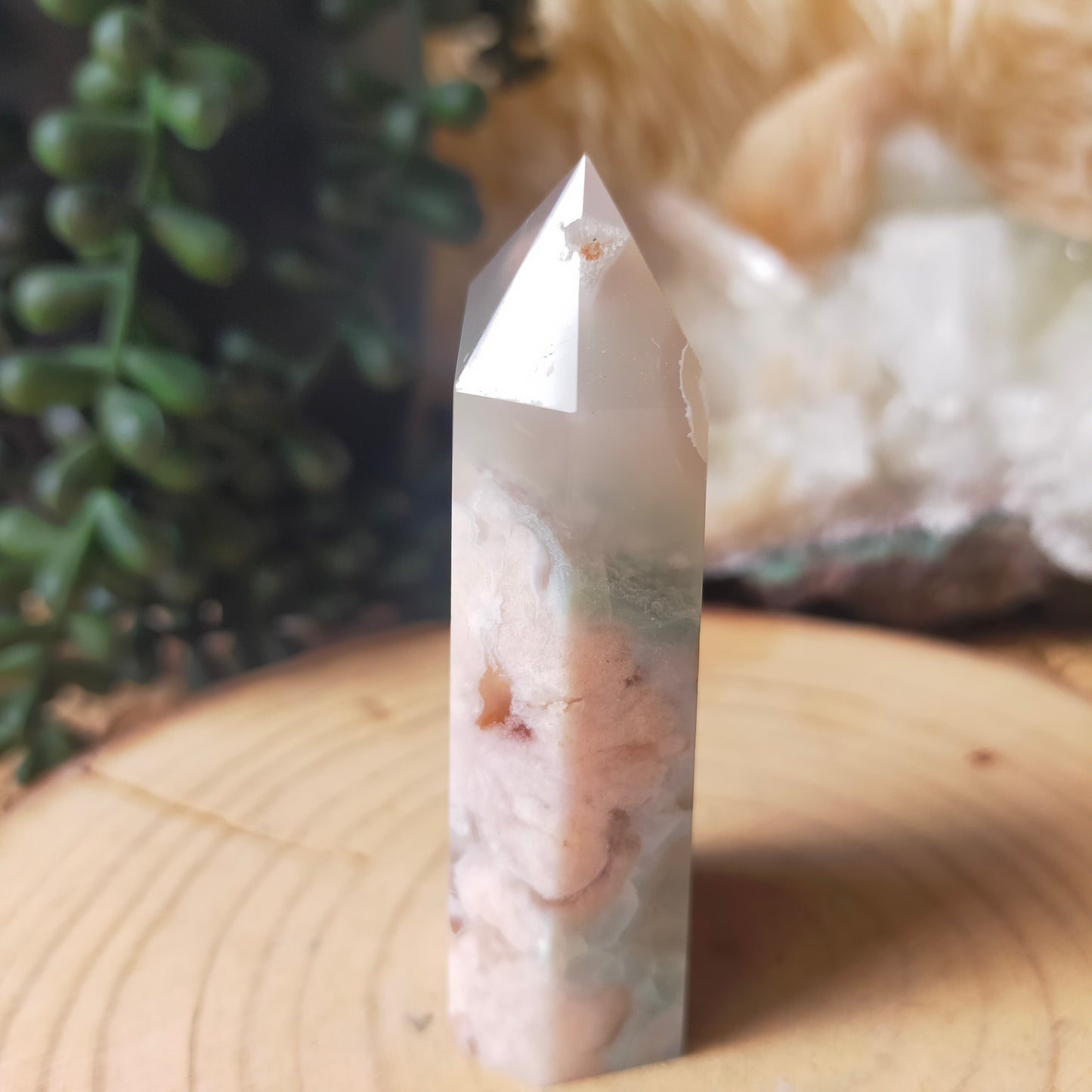 Flower Agate Point