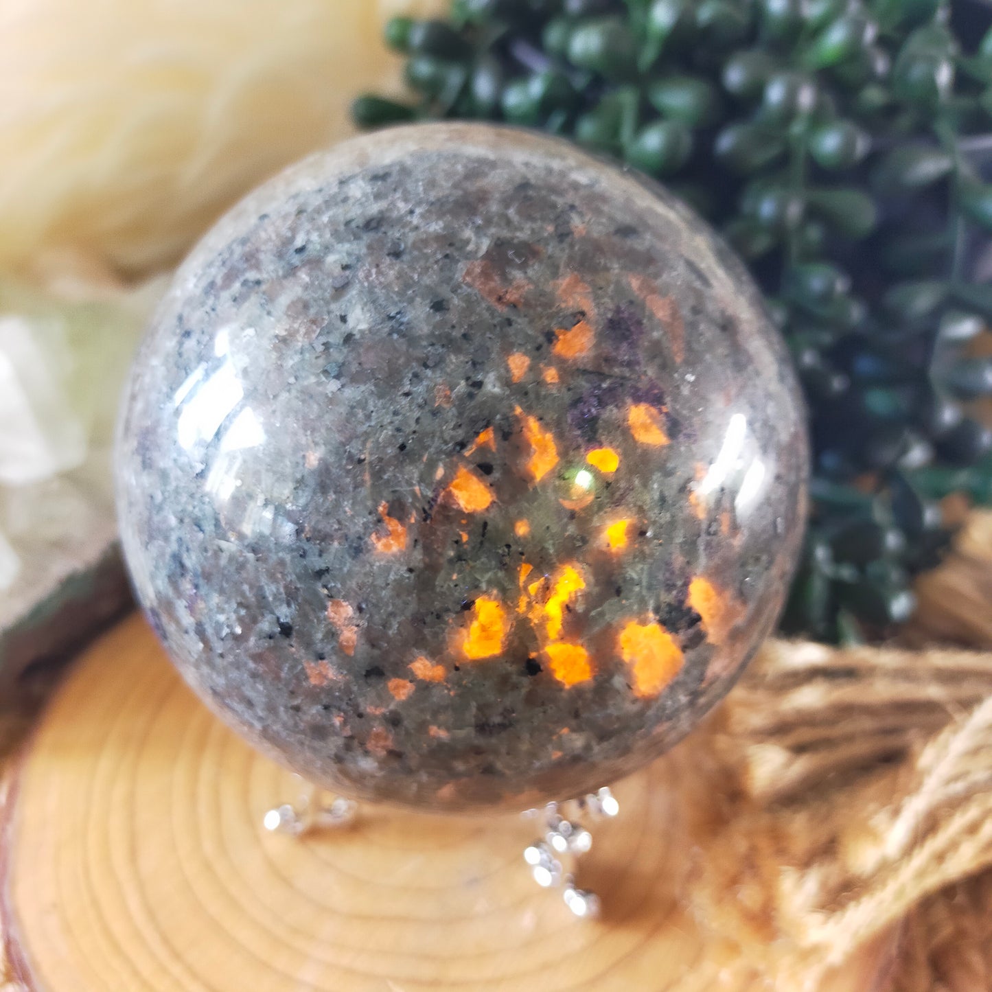 Yooperlite Sphere