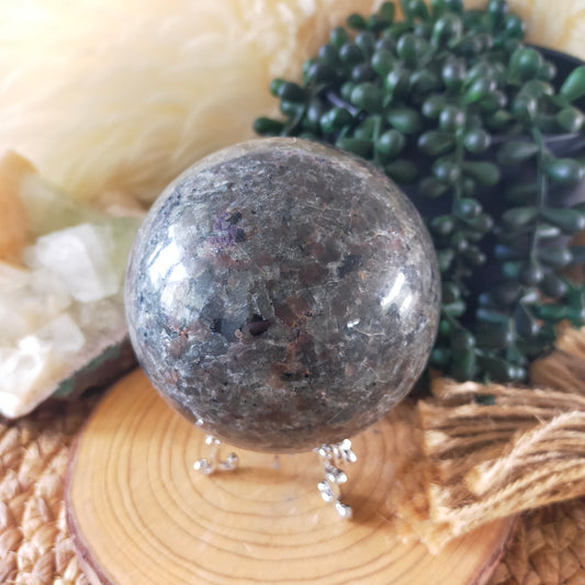 Yooperlite Sphere